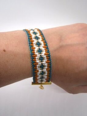 Loom Beaded Bracelet Pumpkin, Teal & White